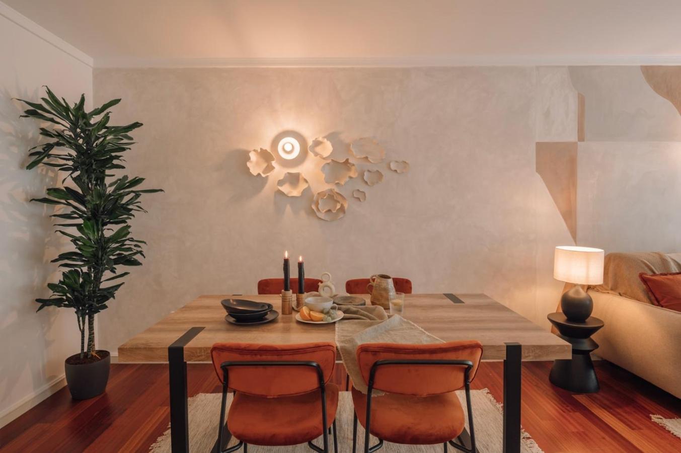 Azzurra - 2 Bedrooms And Parking In Avenidas Novas Apartment *